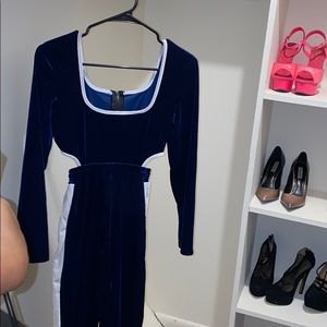 Side cut out body suit .